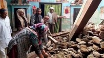 शामलीः भारी बारिश के कारण किसान के मकान की छत गिरने से लाखों का नुकसान