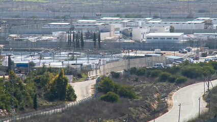 المرض يفتك بالأسرى المسنين في سجون الاحتلال الإسرائيلي