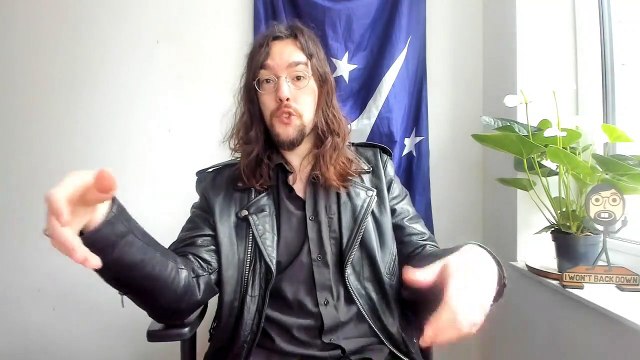 GOOD HEAVENS LOOK AT THE TIME! Time to Ridicule Bernie Sanders and Socialism Again!