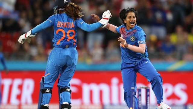 IND Vs AUS: அதிர வைத்த இந்திய மகளிர் அணி | Womens T20