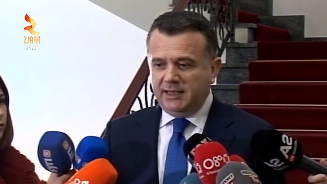 THIRRJA PËR PROTESTË, BALLA KAPRIÇO DHE HISTORI IDIOTESKE!