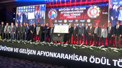 Hisarcıklıoğlu: “Türkiye’deki teknolojik değişime dünyayla aynı zamanda yarışa başlamış olacak”