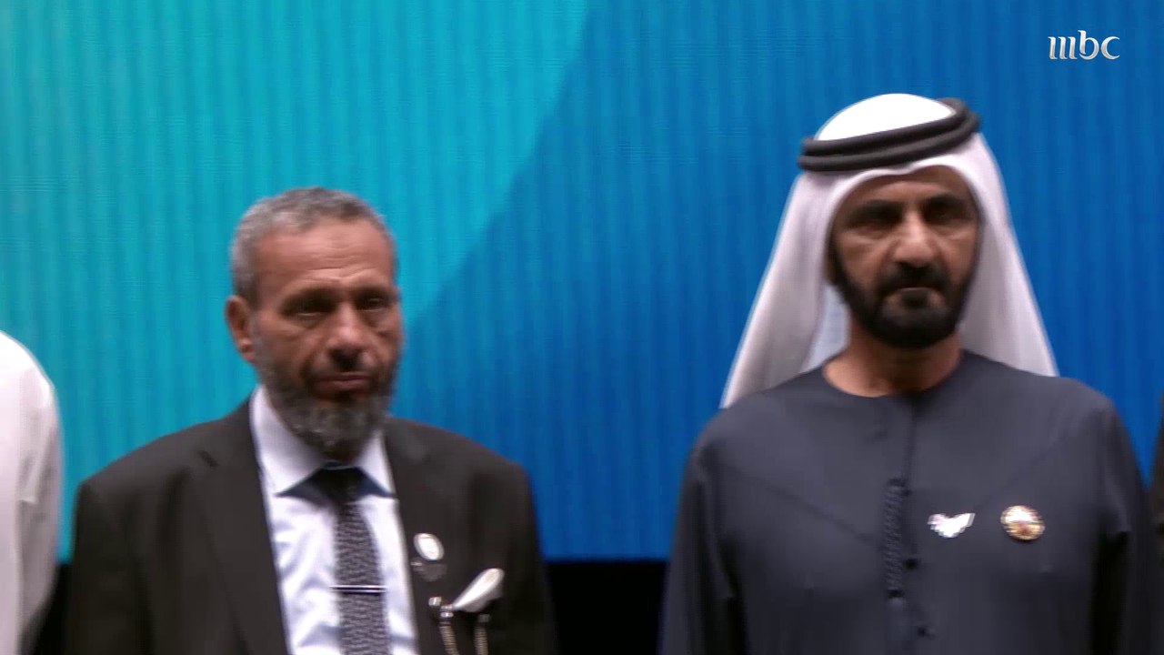 لحظة الإعلان عن الفائز بمبادرة صناع الأمل