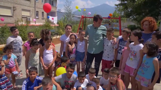 Banorët denoncojnë bashkinë e Tiranës: Rruga “Arkitekt Kasemi” në mëshirë të fatit, asnjë ndërhyrje