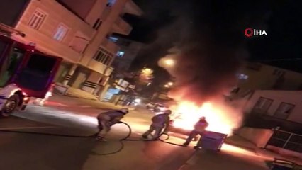 Seyir halindeki otomobil alev alev yandı