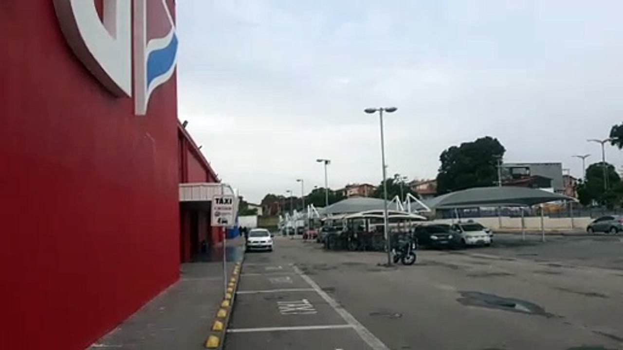 [SBFZ Spotting]Boeing 737-800 PR-GUH na final antes de pousar em Fortaleza vindo de Manaus