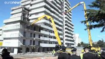 Scampia, giù una Vela, su il futuro