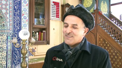 Caminin kapılarını evsizlere açtı...Elbiseden yiyeceğe kadar her türlü ihtiyaçlarını karşılıyorlar