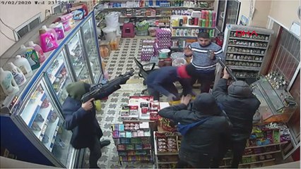 Maskeli, silahlı soygun, güvenlik kamerasında