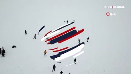 Donan göl futbol sahası oldu