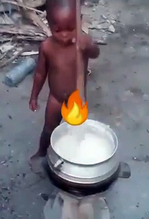 کپتان_تبدیلی_پکاتے_ہوئے_