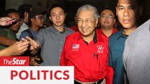 Dr Mahathir keeps mum after chairing Bersatu leaders meeting