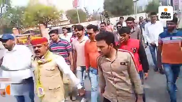 दलित हितों के संरक्षण और परिवहन विभाग में घोटालों की जांच सीबीआई से करवाने की मांग, रालोपा का धरना-प्रदर्शन