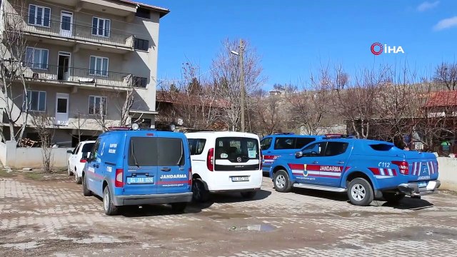 2. katın balkonundan düşen 56 yaşındaki adam hayatını kaybetti