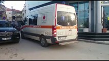 Report TV -Korçë- Bie nga kafeneja në katin e gjashtë të pallatit, vajza në gjendje të rëndë
