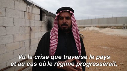 À la frontière turque, des Syriens rêvent de faire "tomber le mur"