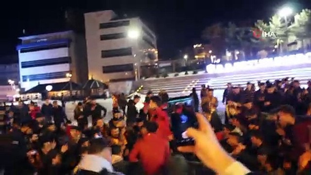 Erzurum’da Galatasaraylı taraftarlar, Kadıköy galibiyetini coşkuyla kutladı