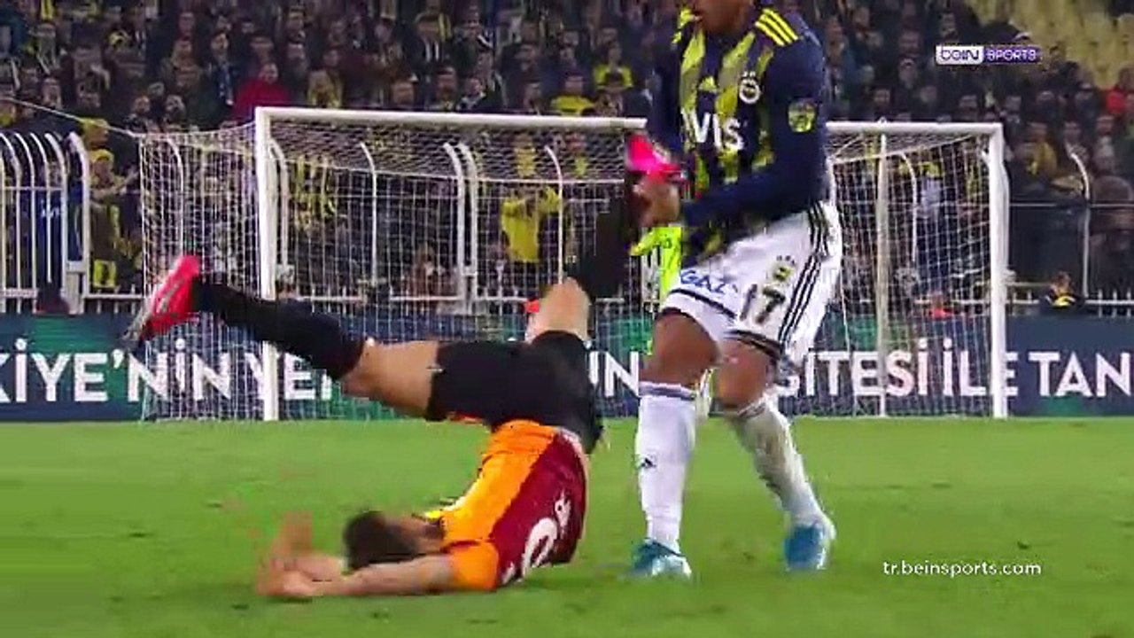 Fenerbahçe 1-3 Galatasaray Maçın Geniş Özeti ve Golleri