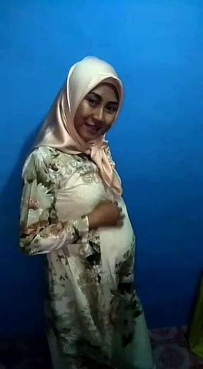 bumil bergaya | 2