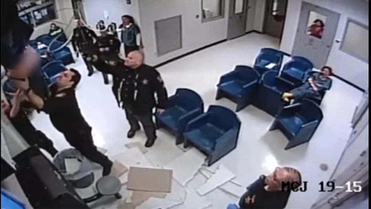 WOMAN "Jessica Boomershine "ATTEMPTS TO ESCAPE MONTGOMERY COUNTY JAIL