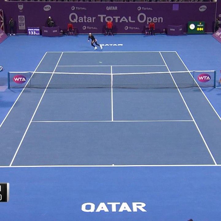 Barty downs Muguruza to set up Kvitova semi