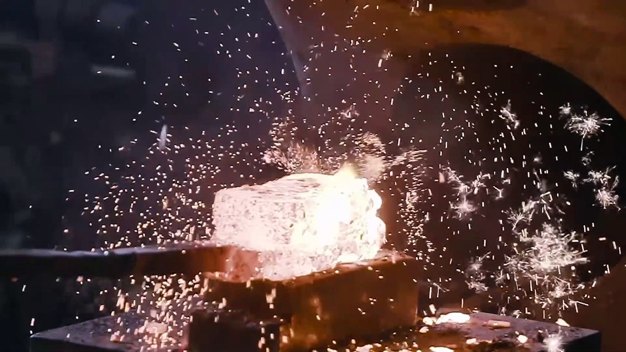 Brisingr - Eragon - MAN AT ARMS- REFORGED