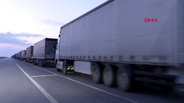 Erzurum gürbulak sınır kapısı'nda tır kuyruğu 5 kilometreye ulaştı