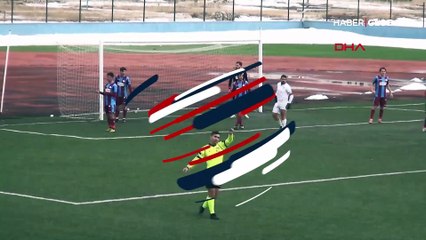 Sahaya giren köpeğe hakem defansı