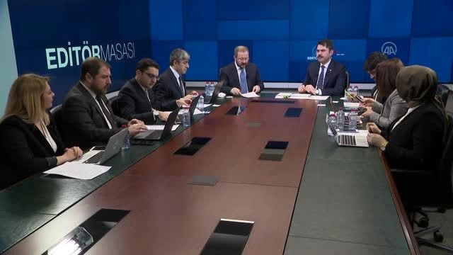 Kurum: (Van) İlk belirlemelere göre 254 konut ve 297 ahırın yıkık, 694 yapının da ağır hasarlı...