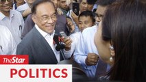 Anwar: I appealed to Dr Mahathir to deal with the treachery together