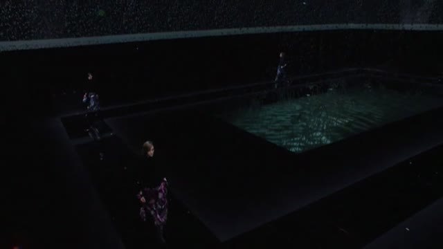 Desfile de Armani a puerta cerrada por el coronavirus