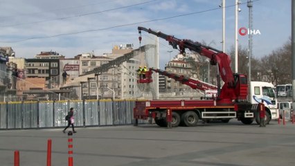 Taksim’deki “Kavuşma Durağı” platformu kaldırılıyor