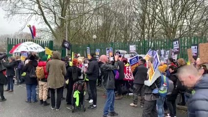 "Julian Assange iade edilmesin" protestosu