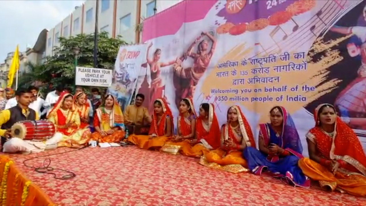 Foreigners enjoy performance in Awadhi by folk artists in Agra as Trump set to arrive