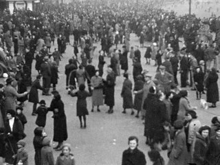 1930s Scarborough Skipping Archive Footage