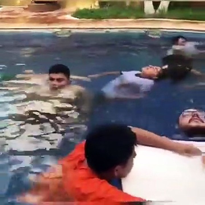 VEJA a versao brasileira de titanic kkk