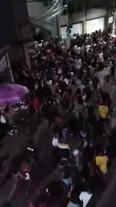 Confusão e tiros em bloco no Bairro da Penha, em Vitória