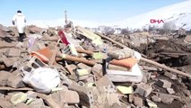 Van depreminde yıkılan yapıların çoğu taş ve kerpiç malzemeden inşa edilmiş