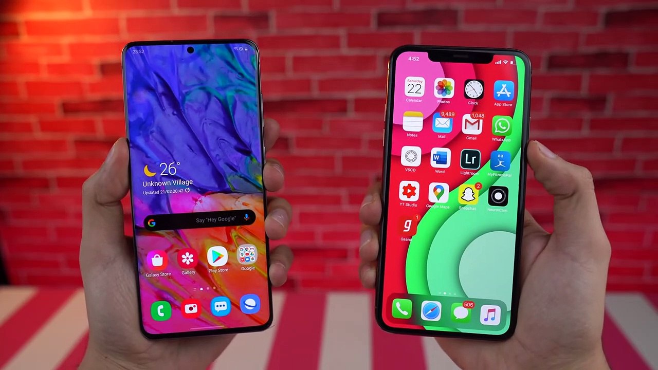 Samsung Galaxy S20 Plus vs iPhone 11 Pro Max Speed Test!