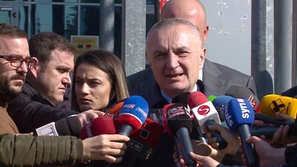 Download Video: Ashtu siç paralajmëroi: Meta depoziton sot kallëzim penal në SPAK për ministren Gjonaj