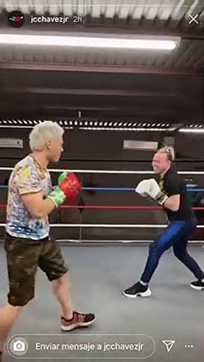 JULIO CESAR CHAVEZ JR..."ENTRENANDO FUERTEMENTE PARA SU PRÓXIMA PELEA"...