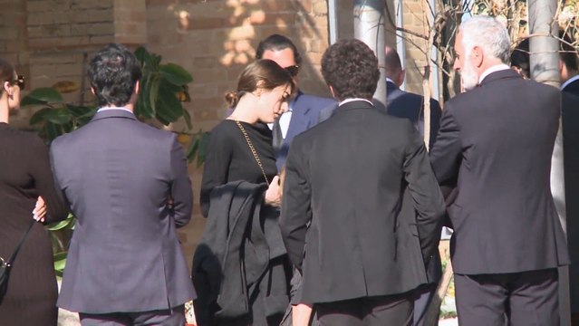 Claudia Jiménez, hija de Raquel Revuelta, se despide de su padre