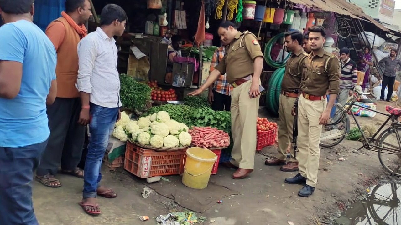 सड़कों पर अतिक्रमण किया तो होगी कार्रवाई : थानाध्यक्ष
