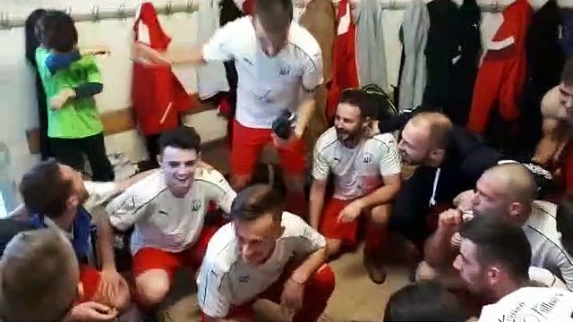 Victoire face au leader Saint Barthélémy de Vals