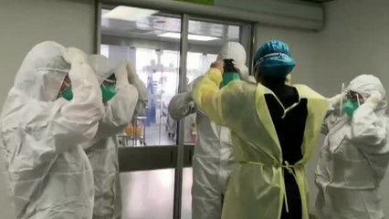 La atención por la expansión del coronavirus fuera de China se centra en Corea del Sur e Irán