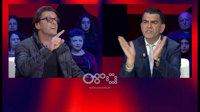 Liçaj: SPAK merret me kartolina, kam 2 vjet në rrugë. Visha: Të duartrokas në teatër, jo në rrugë