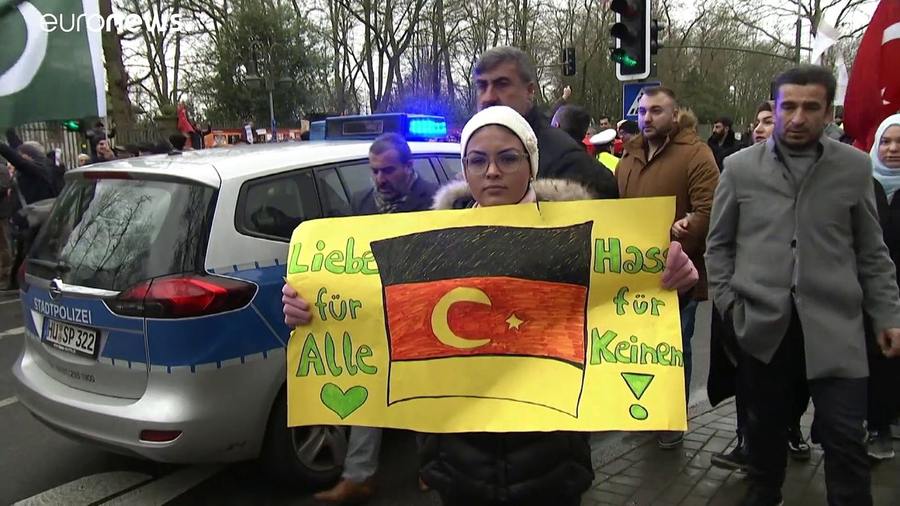 #SayTheirNames: Κύμα αλληλεγγύης για τα θύματα...