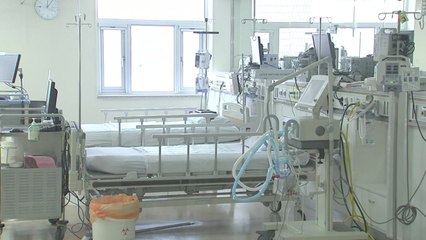 [더뉴스-더인터뷰] 韓 강타한 '코로나19'..."신천지 신도 24만 명 전수 조사" / YTN