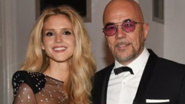 PHOTO Julie Hantson - en jupe très courte, la femme de Pascal Obispo séduit la Toile