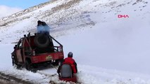 Erzurum ovası'nda 4x4'lük kar eğlencesi